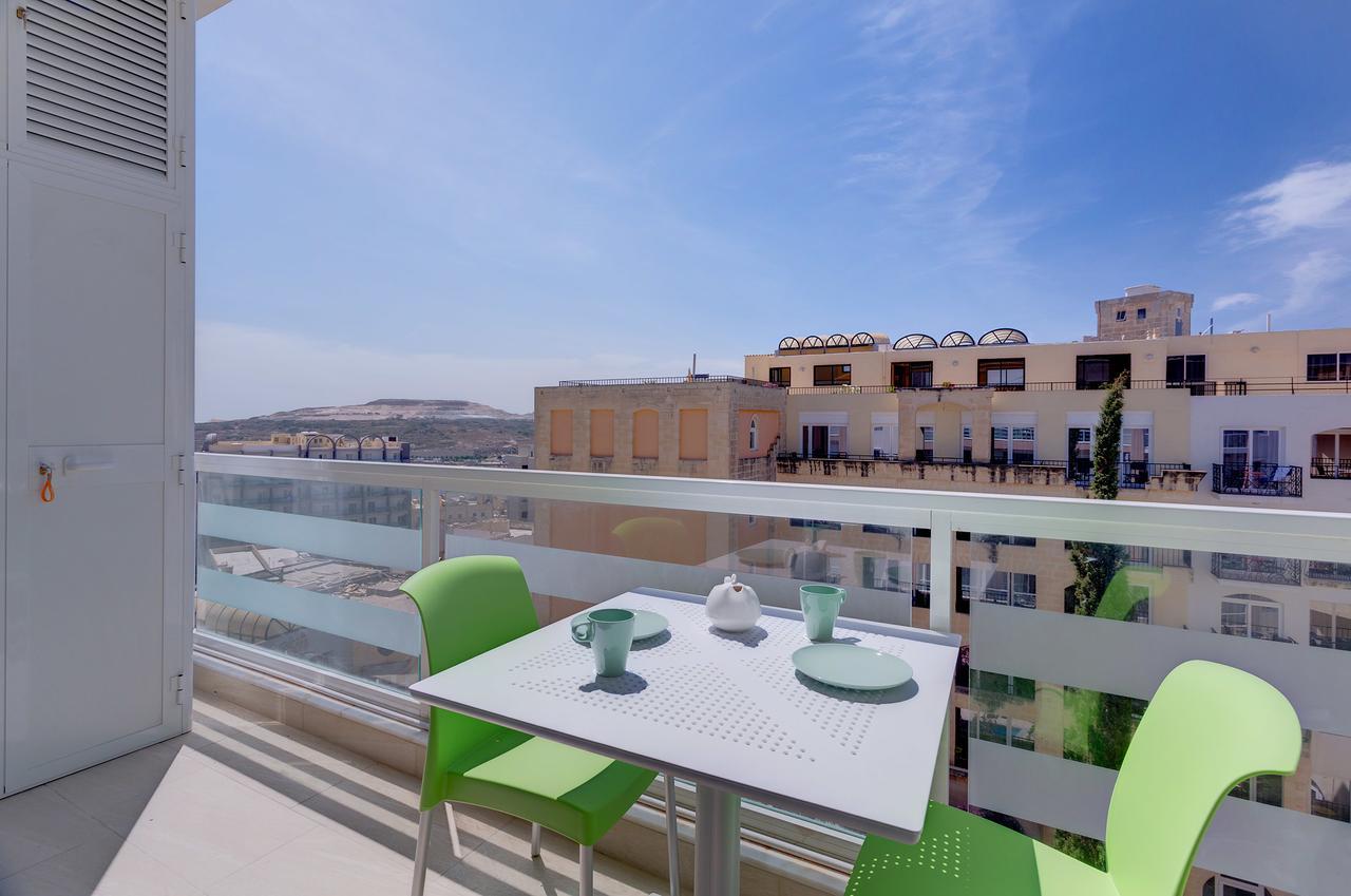 Marvelous 2 Bedroom Apartment By The Sea Qawra Bagian luar foto